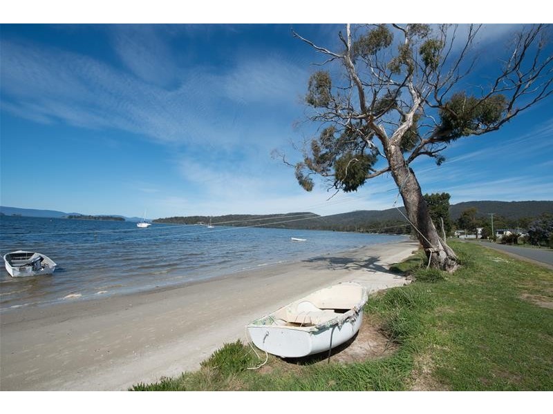 16 Mckay Street, Dover TAS 7117