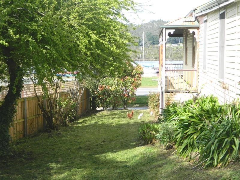 3336 Huon Highway, Franklin TAS 7113