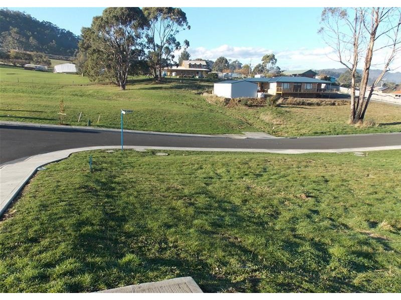 5 Bonnies Way, Port Huon TAS 7116