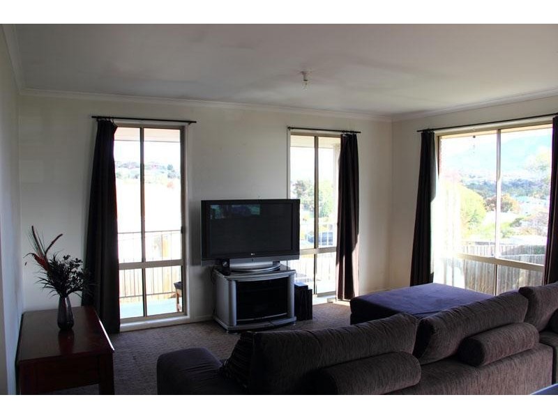 28a Heemskirk Street, Warrane TAS 7018