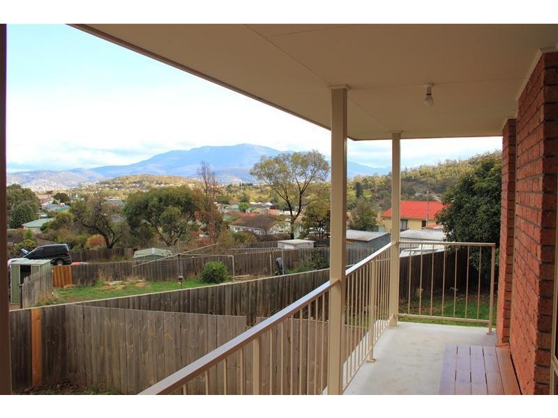 28a Heemskirk Street, Warrane TAS 7018