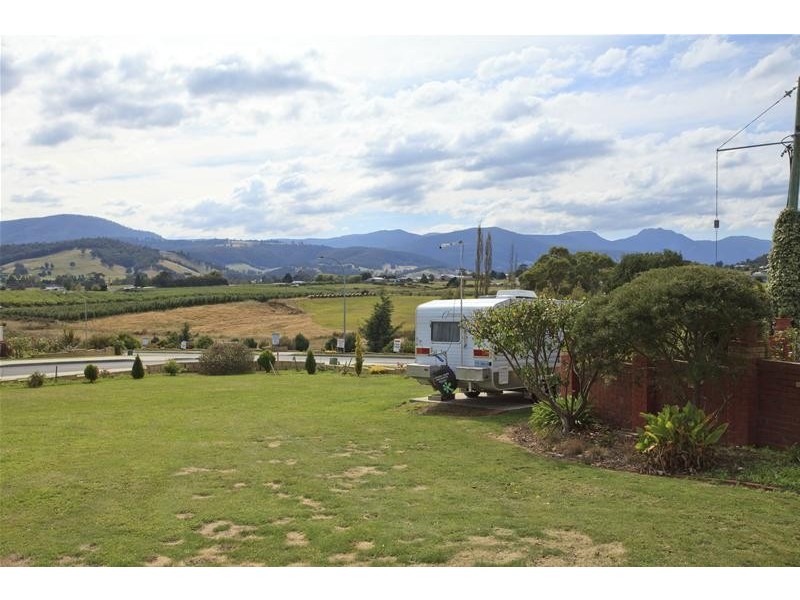 1 Pear Tree Close, Huonville TAS 7109