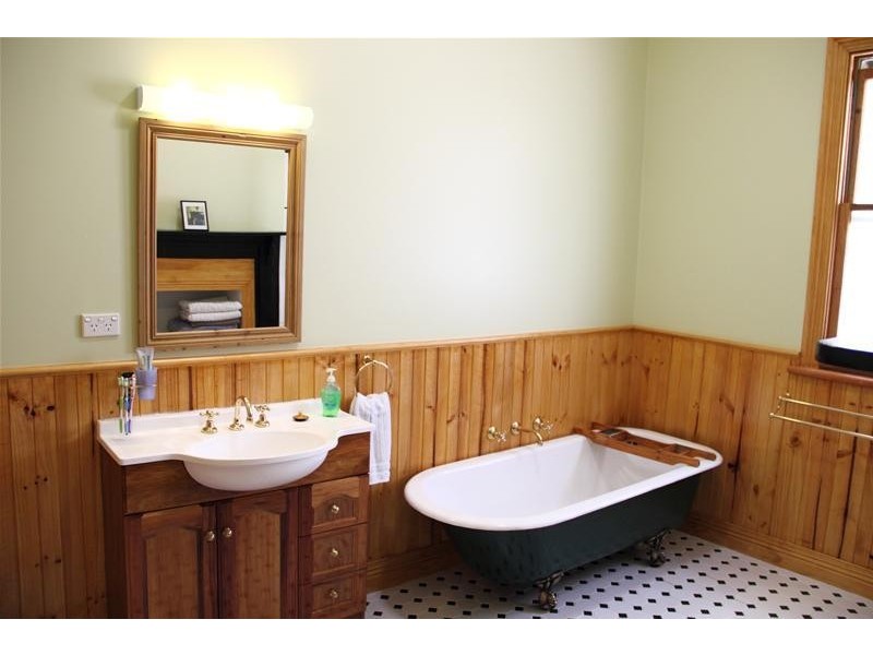 11 Marguerite Street, Ranelagh TAS 7109