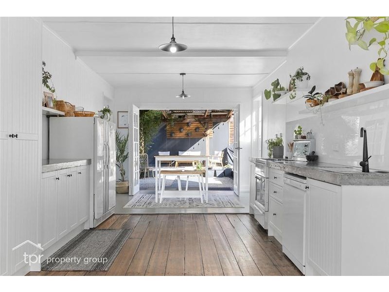 10 Wellington Street, Huonville TAS 7109