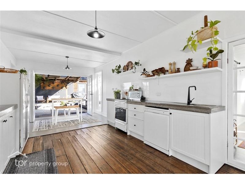 10 Wellington Street, Huonville TAS 7109