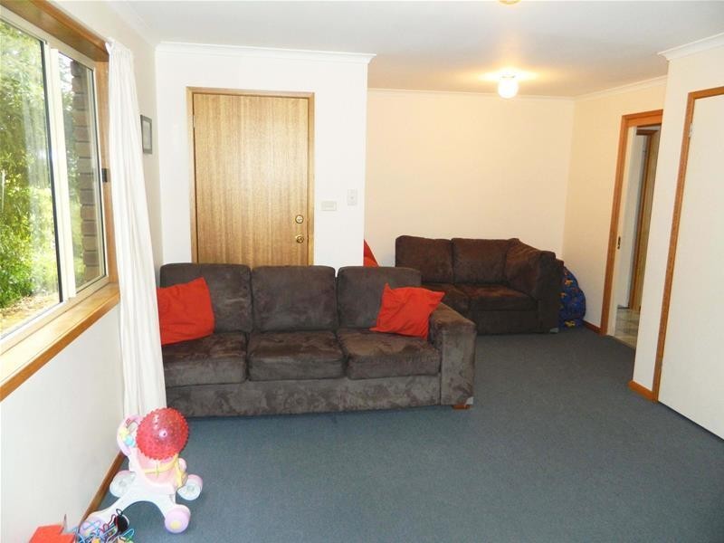 10 Seacrest Avenue, Blackmans Bay TAS 7052