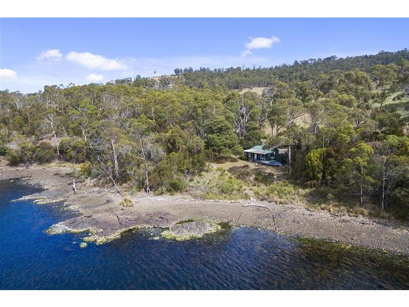 981 Esperance Coast Road, Surveyors Bay TAS 7116