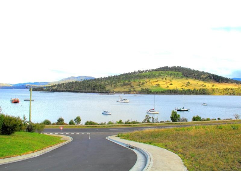6 Dr Dicks Drive, Port Huon TAS 7116