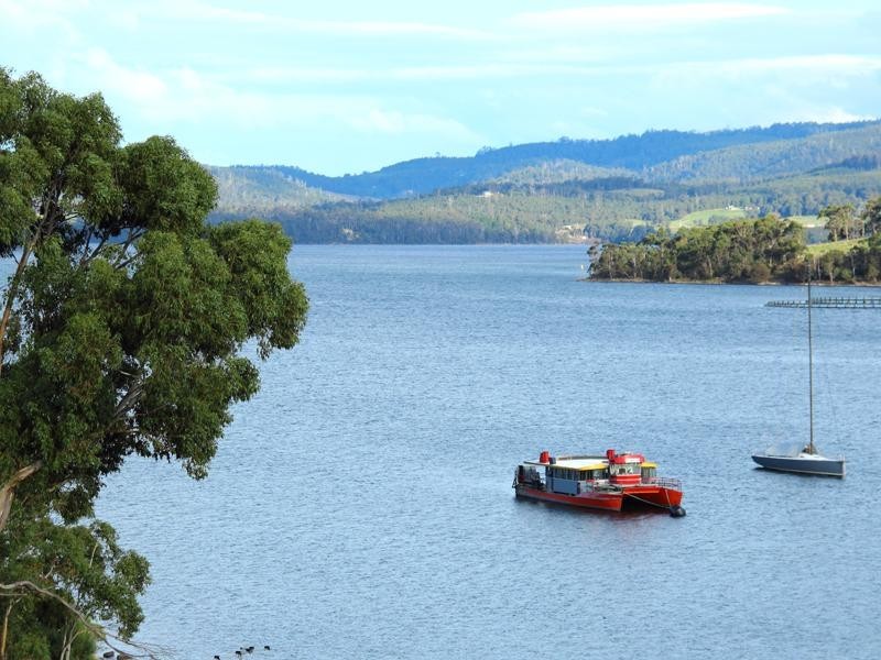 6 Dr Dicks Drive, Port Huon TAS 7116