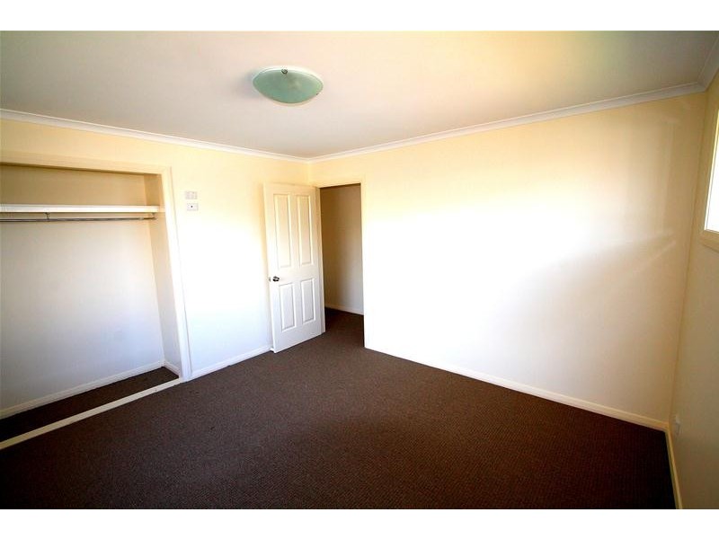 2/4 Walton Street, Huonville TAS 7109