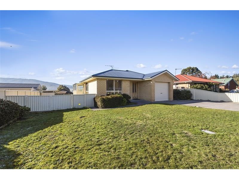 13 Christina Street, Cygnet TAS 7112