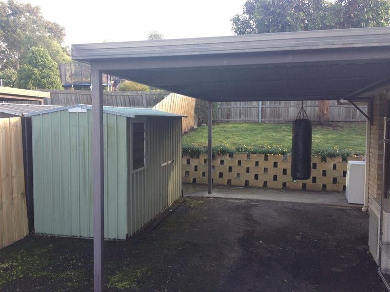 2/19 Willowbend Road, Kingston TAS 7050