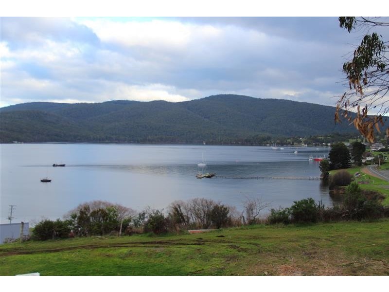 9 Chapel Lane, Dover TAS 7117