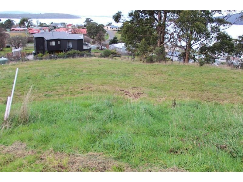 9 Chapel Lane, Dover TAS 7117