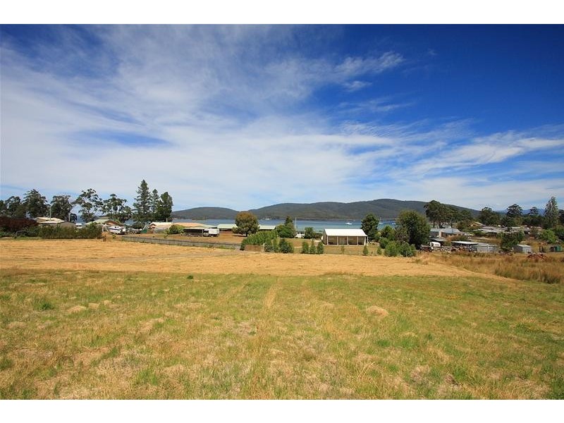 13 Fritton Drive, Dover TAS 7117