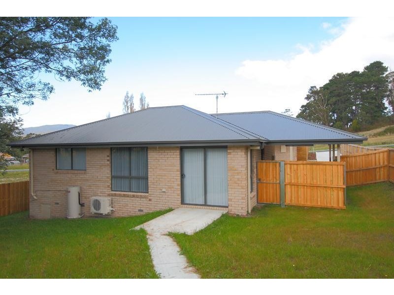 2/10 Lourdes Rise, Cygnet TAS 7112
