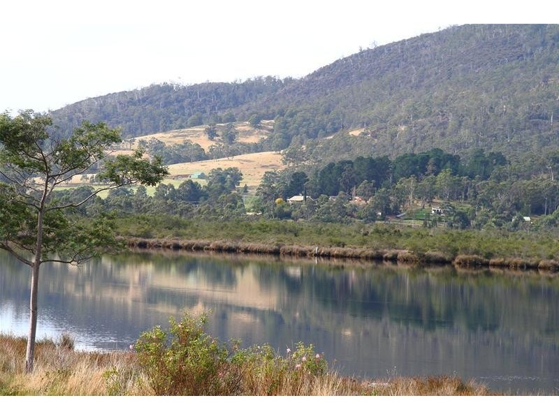 2/3460 Huon Highway, Franklin TAS 7113