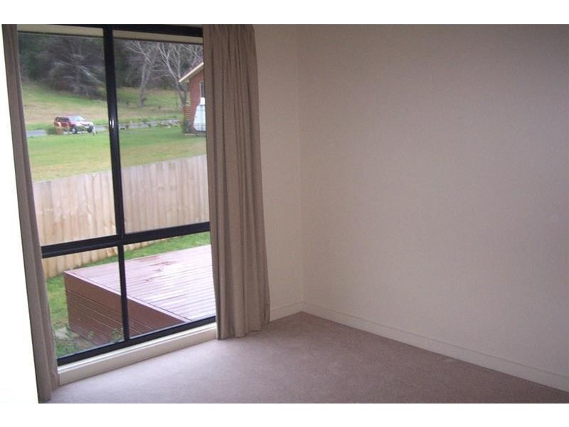 8 Fritton Drive, Dover TAS 7117