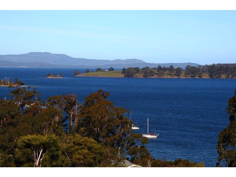 14 Chapel Lane, Dover TAS 7117