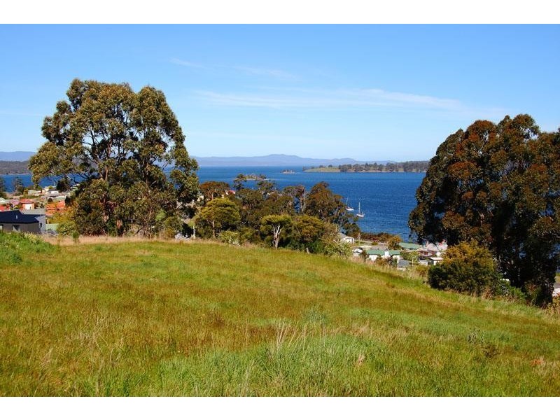 14 Chapel Lane, Dover TAS 7117