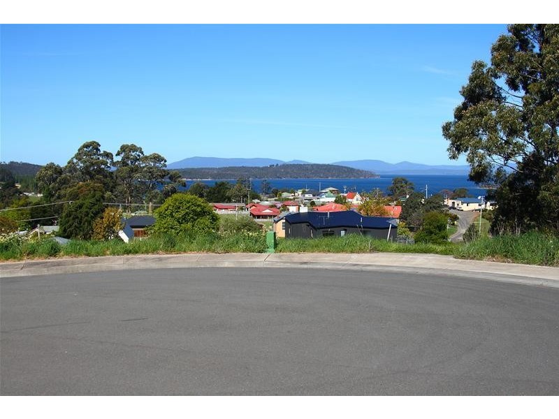 14 Chapel Lane, Dover TAS 7117