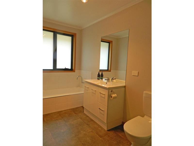 351 Redwood Road, Kingston TAS 7050