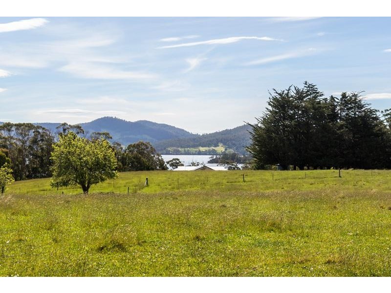 6555 Channel Highway, Deep Bay TAS 7112