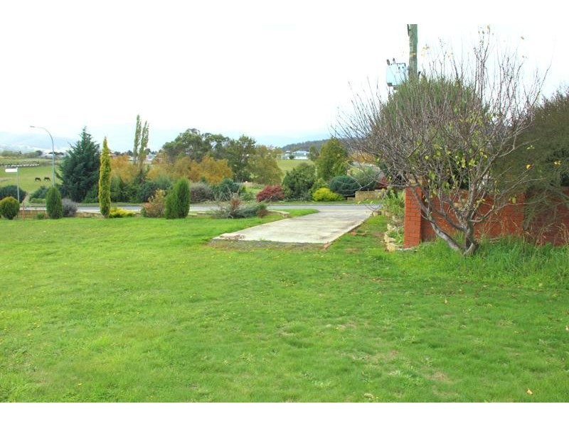 1 Pear Tree Close, Huonville TAS 7109