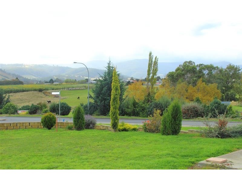 1 Pear Tree Close, Huonville TAS 7109