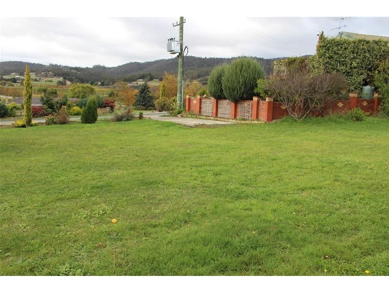1 Pear Tree Close, Huonville TAS 7109
