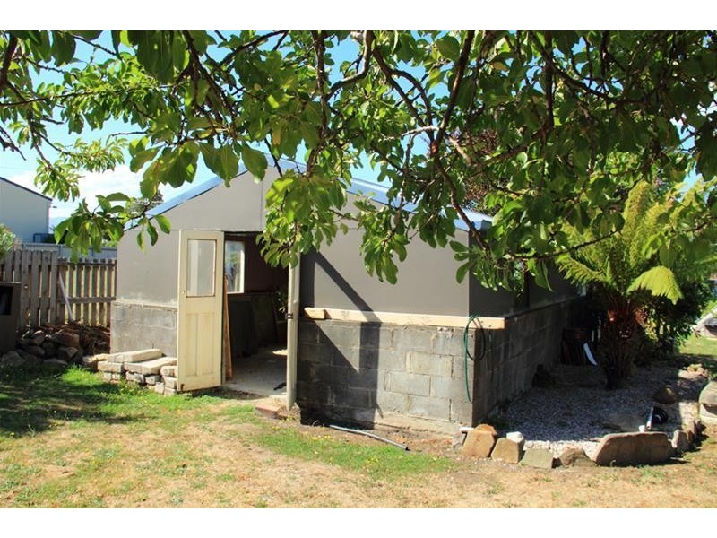 35 Wilmot Road, Huonville TAS 7109