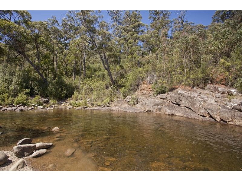 1 Russell Road, Lonnavale TAS 7109