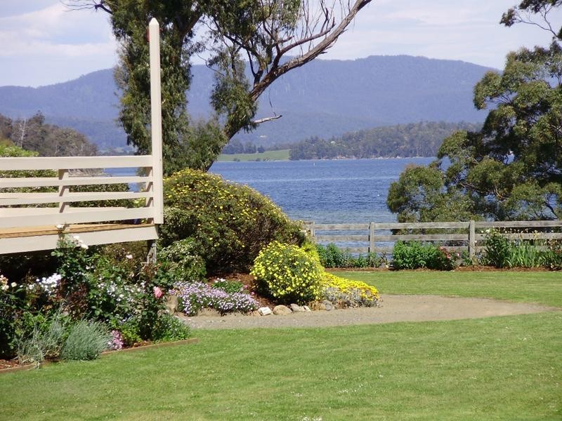 23 Abels Bay Road, Deep Bay TAS 7112