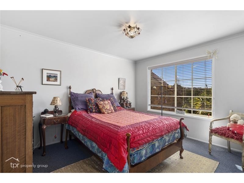 5/1-2 Allport Place, Lenah Valley TAS 7008