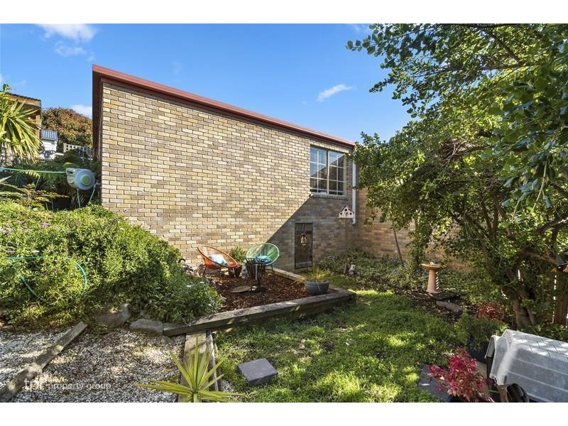 5/1-2 Allport Place, Lenah Valley TAS 7008