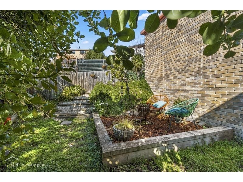 5/1-2 Allport Place, Lenah Valley TAS 7008