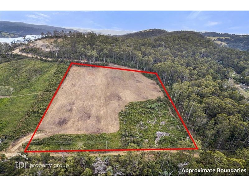 820 Cygnet Coast Road, Petcheys Bay TAS 7109