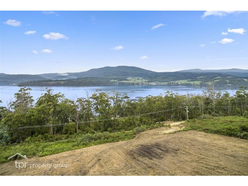 820 Cygnet Coast Road, Petcheys Bay TAS 7109