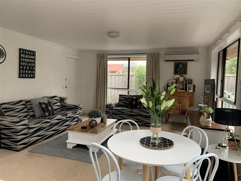 2/15 Acacia Street, Huonville TAS 7109