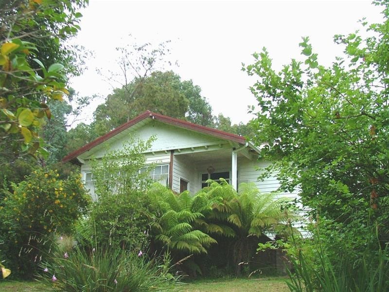 8 Evans Road, Port Huon TAS 7116