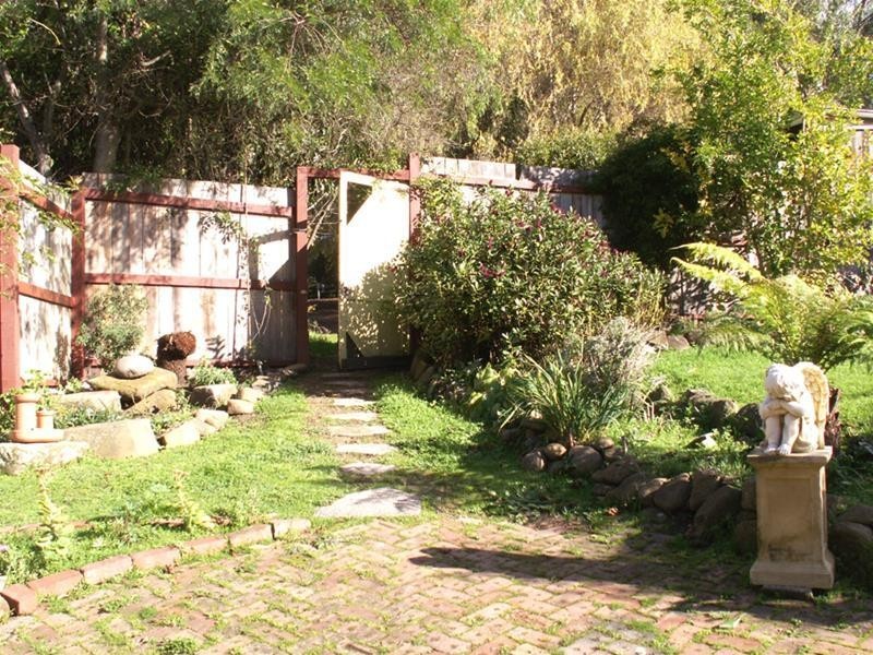 8 Evans Road, Port Huon TAS 7116