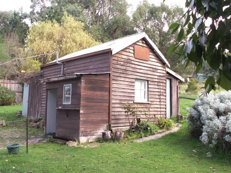 8 Evans Road, Port Huon TAS 7116