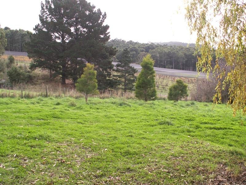 8 Evans Road, Port Huon TAS 7116