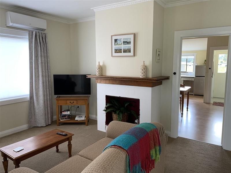 20 Pages Road, Grove TAS 7109