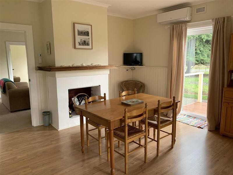 20 Pages Road, Grove TAS 7109