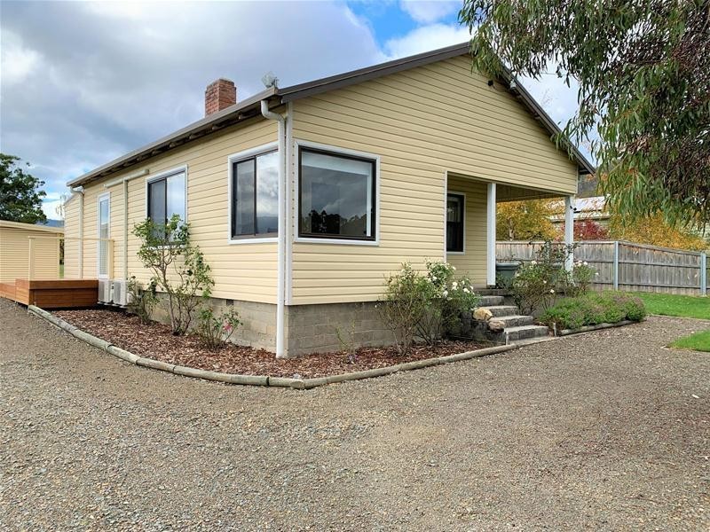 20 Pages Road, Grove TAS 7109