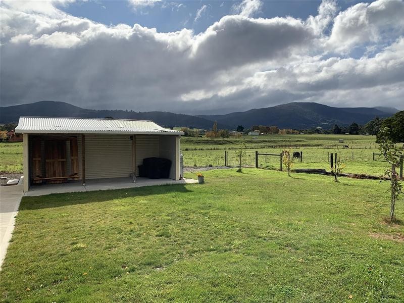 20 Pages Road, Grove TAS 7109