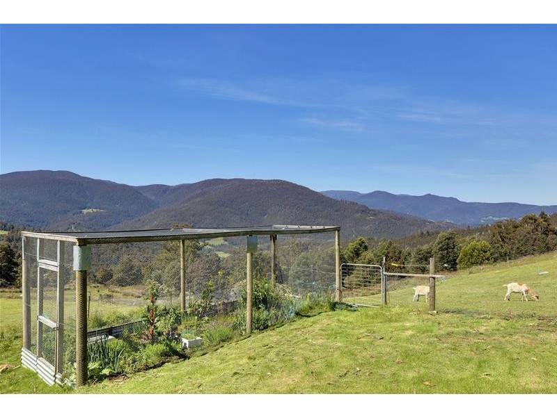 310 Cloverside Road, Lucaston TAS 7109