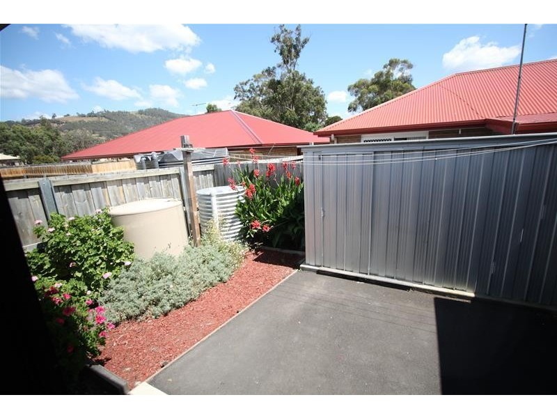 4/105 Main Street, Huonville TAS 7109