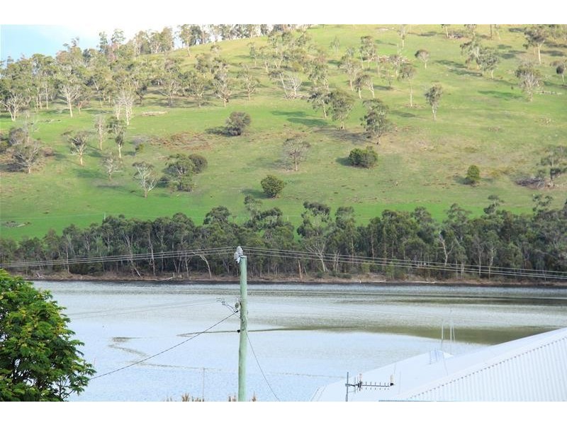 13 Arthur Street, Port Huon TAS 7116